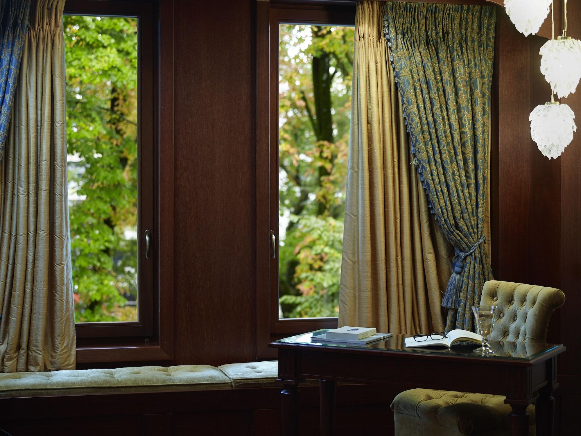 Grand Serai Congress And Spa Ioannina Extérieur photo A room at the hotel
