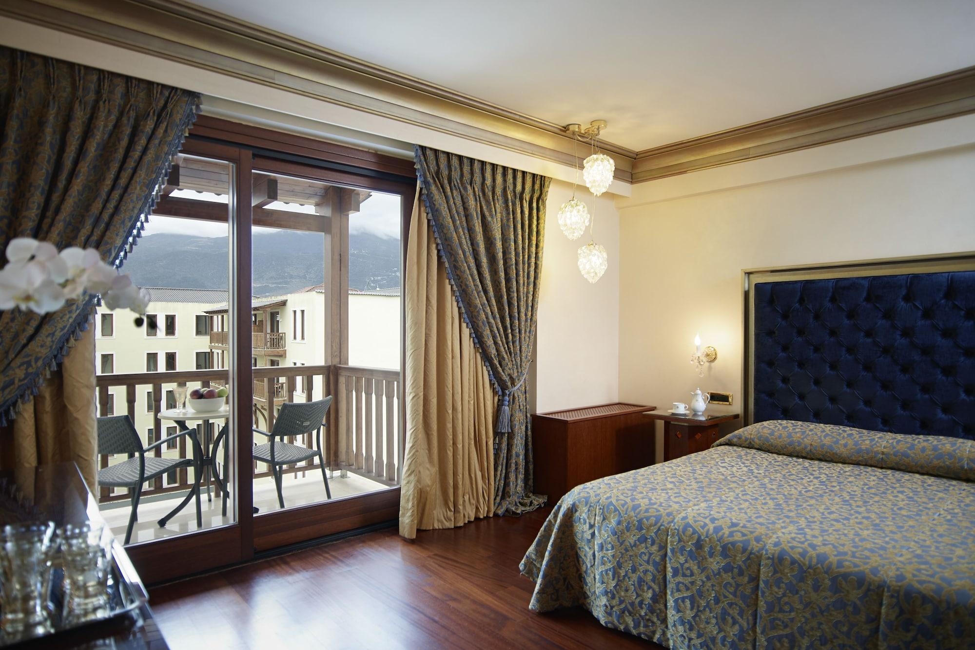 Grand Serai Congress And Spa Ioannina Extérieur photo A room at the hotel