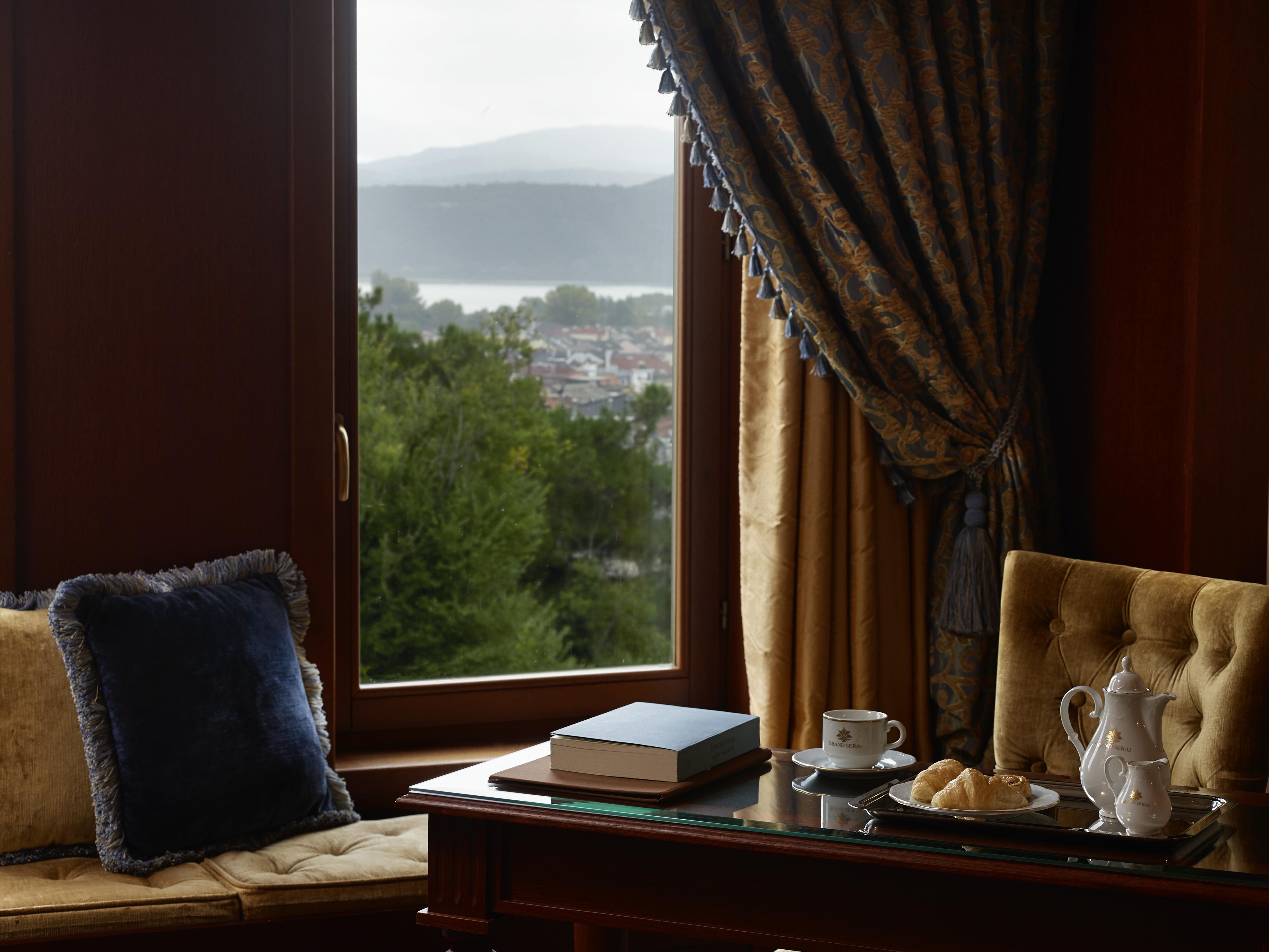 Grand Serai Congress And Spa Ioannina Extérieur photo A room at the hotel