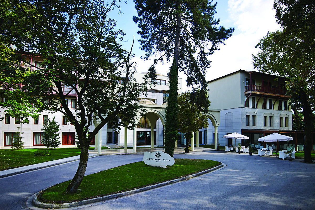Grand Serai Congress And Spa Ioannina Extérieur photo The main entrance of the hotel